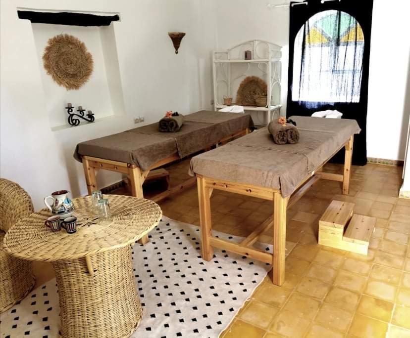 Out Of Medina Bed & Breakfast เอสเซาอิรา ภายนอก รูปภาพ