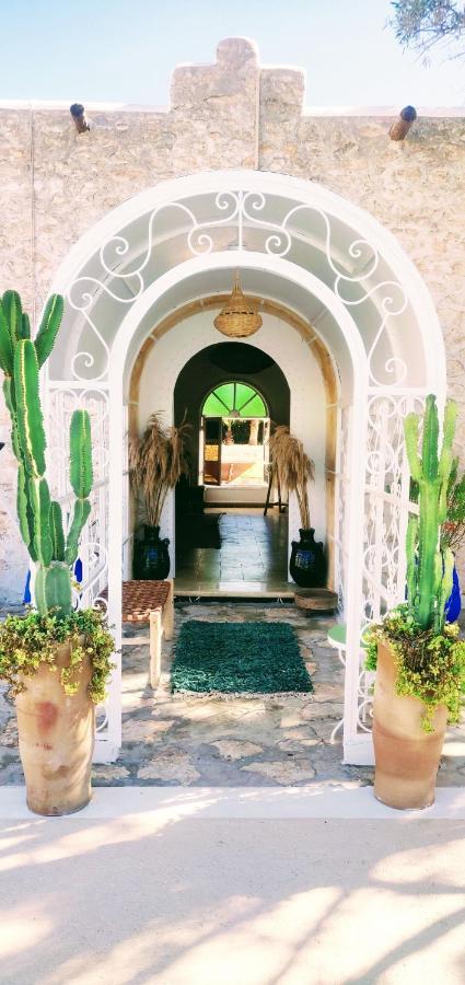Out Of Medina Bed & Breakfast เอสเซาอิรา ภายนอก รูปภาพ